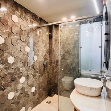 Bathroom in 4 BHK Builder Floor at SS Plaza Gurgaon, Mayfield Garden – for Sale