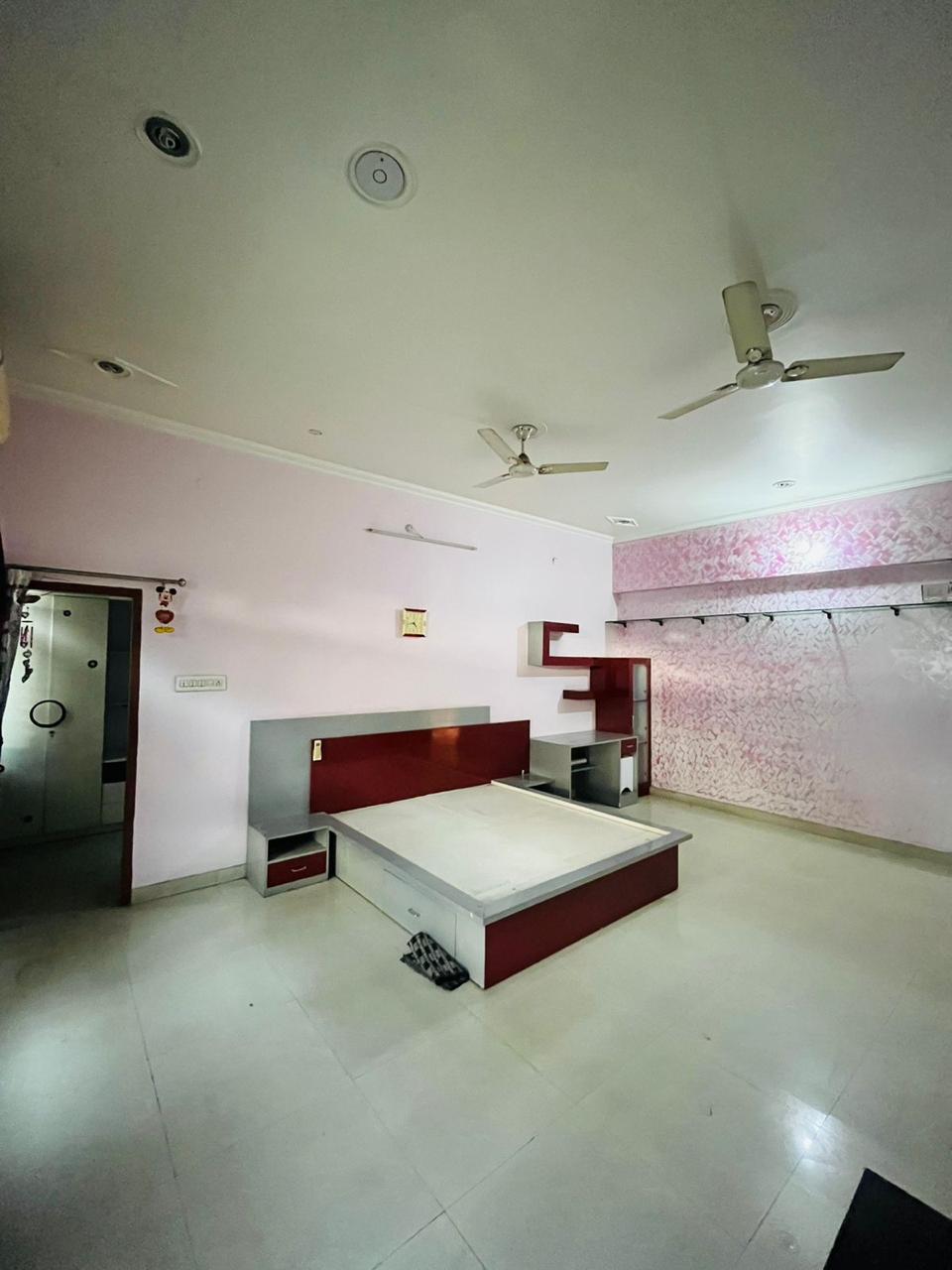 Pg For Rent in Gomti Nagar