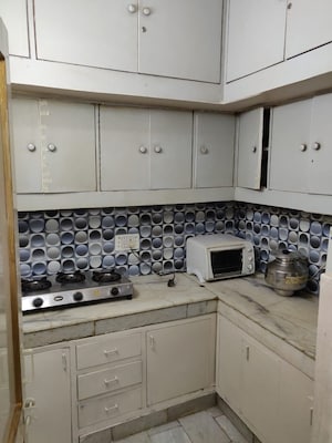 Kitchen in 2 BHK Builder Floor at Avasiya Kalyankari Sanstha, Lajpat Nagar – for Rent