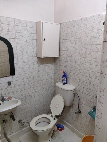 Bathroom in 2 BHK Builder Floor at Avasiya Kalyankari Sanstha, Lajpat Nagar – for Rent