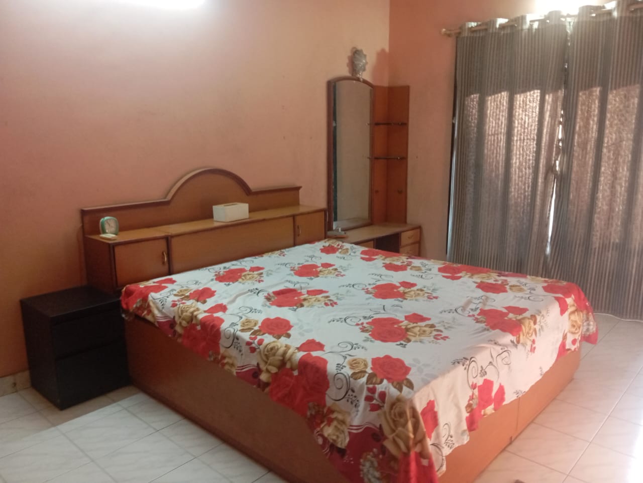 2 BHK 1200 Sq.Ft. Apartment in Eden Garden CHS