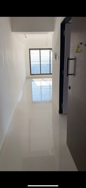  2 BHK Apartment at Acme Oasis, Kandivali East – for Rent