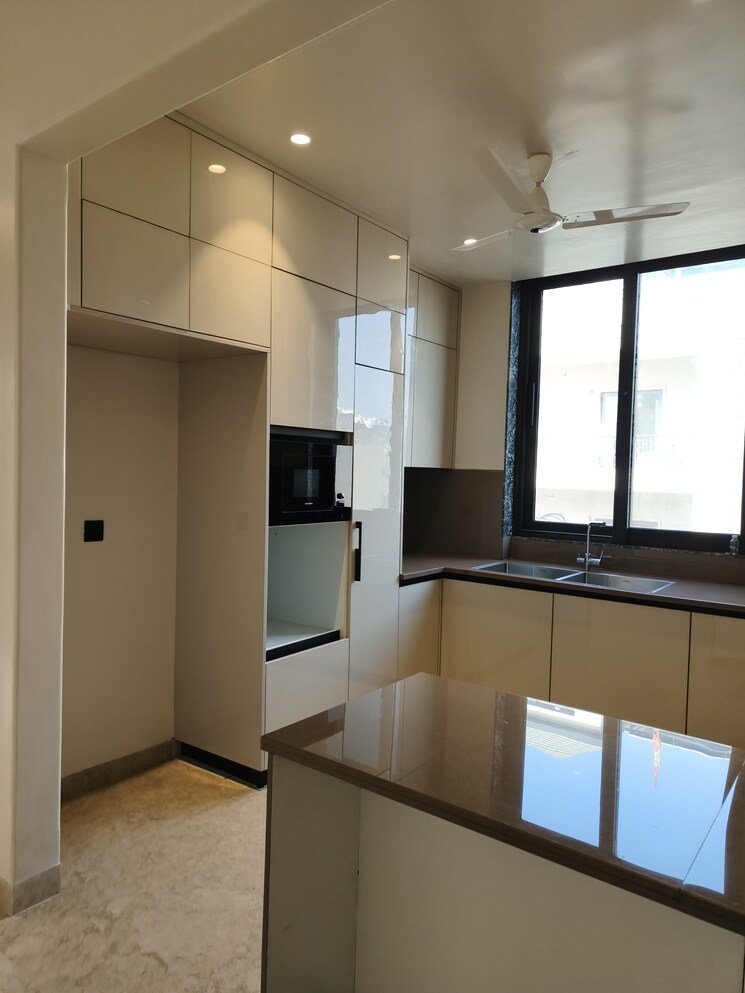 Kitchen, paras-trinity 3 Bedroom 1400 Sq.Ft. Builder Floor In Sector 63 Gurgaon 9650081