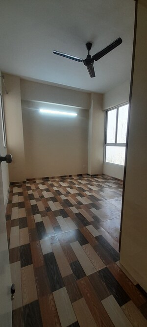 Furnished Amenities in 2 BHK Apartment at MRG Ultimus, Sector 90 – for Rent