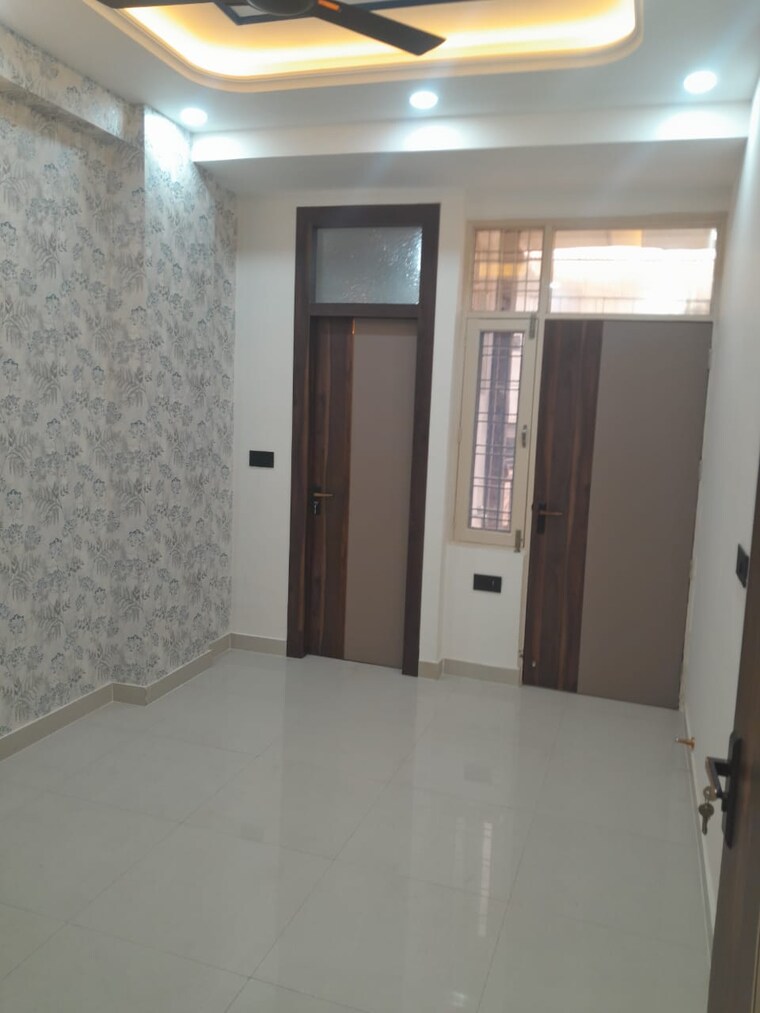 Room, divyansh-onyx-phase-2 3 Bedroom 1100 Sq.Ft. Builder Floor In Gyan Khand Ghaziabad 9650066