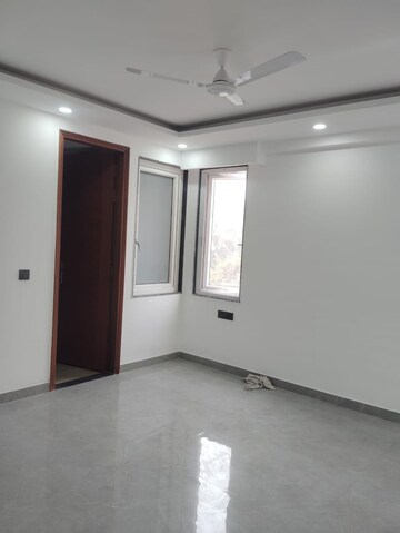 Room in 3 BHK Builder Floor at Nangal Dewat – for Rent
