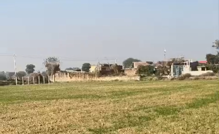 Plot For Sale in Khurja To Jewar On Road