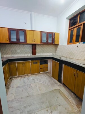 Kitchen in 2 BHK Builder Floor at Sector 46 – for Rent