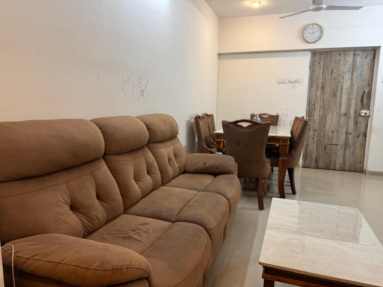 2 BHK Apartment For Rent in Lokhandwala Whispering Palms