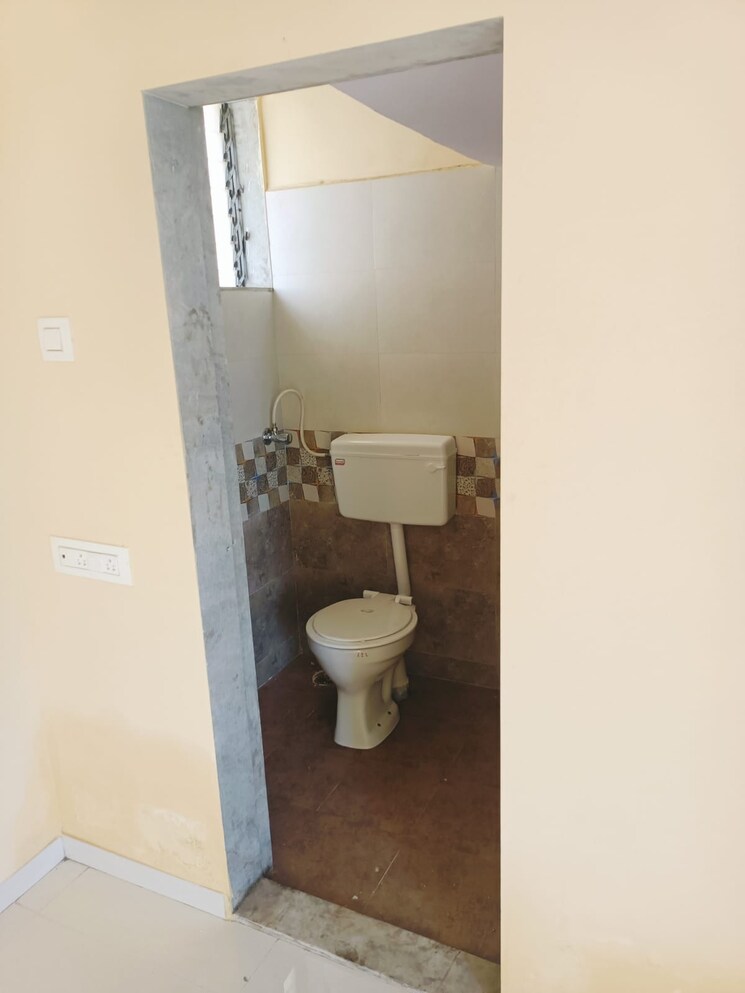 Attached Bathroom, shree-vighnaharta-residency 1 Bedroom 600 Sq.Ft. Apartment In Diva Thane 9650255