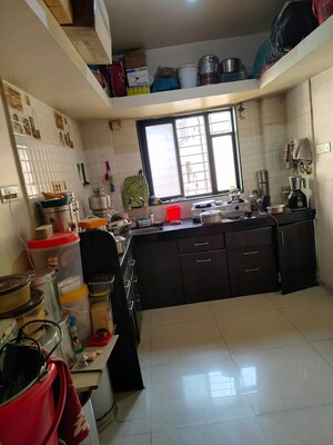Team Area in 1 BHK Apartment at Karve Nagar – for Rent