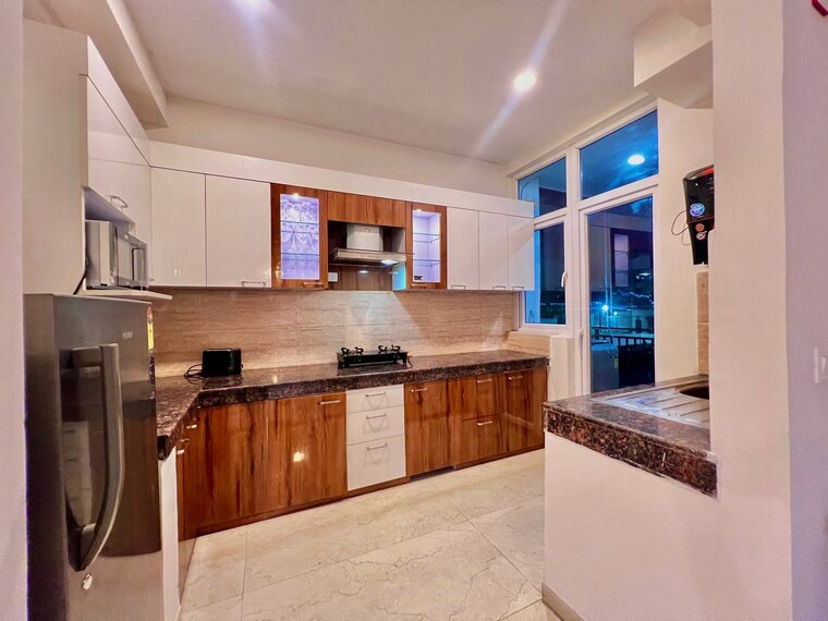 Kitchen, lahore-apartment 3 Bedroom 1550 Sq.Ft. Apartment In Vasundhara Enclave Delhi 9650310