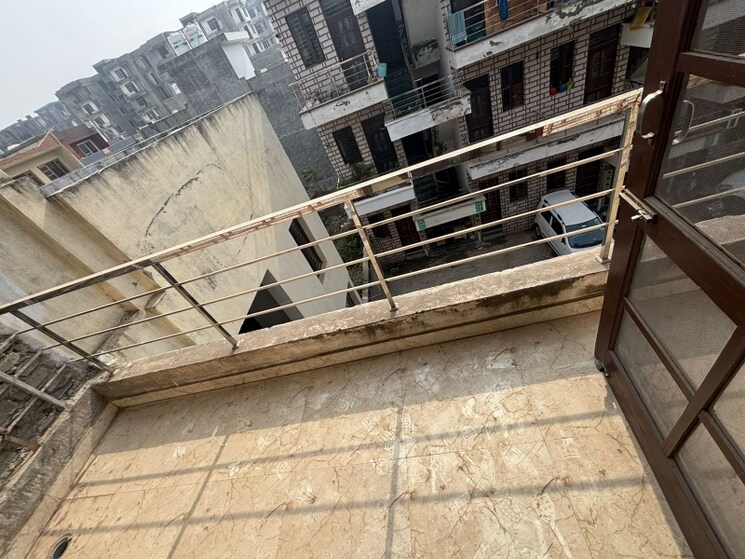 Balcony, kharar mohali road 2 Bedroom 1040 Sq.Ft. Apartment In Kharar Mohali Road Kharar 9650536