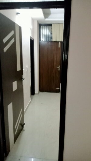 Building Lobby in 2 BHK Builder Floor at Saya Villa, Indrapuram – for Rent