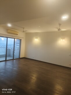 3 BHK + Servant Room Apartment For Sale in Emaar The Palm Springs