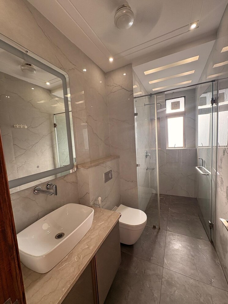 Bathroom, ansal-sushant-apartments 4 Bedroom 300 Sq.Yd. Builder Floor In Sushant Lok I Gurgaon 9650990