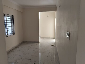 Room in 3 BHK Apartment at Hanumanthavaka – for Sale