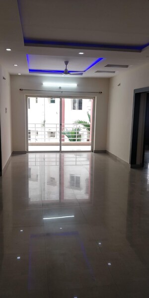 Room in 3 BHK Builder Floor at GKs Pride, Yapral – for Rent