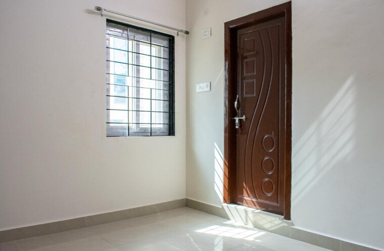 Room, chanda nagar 2 Bedroom 1005 Sq.Ft. Apartment In Chanda Nagar Hyderabad 9651010