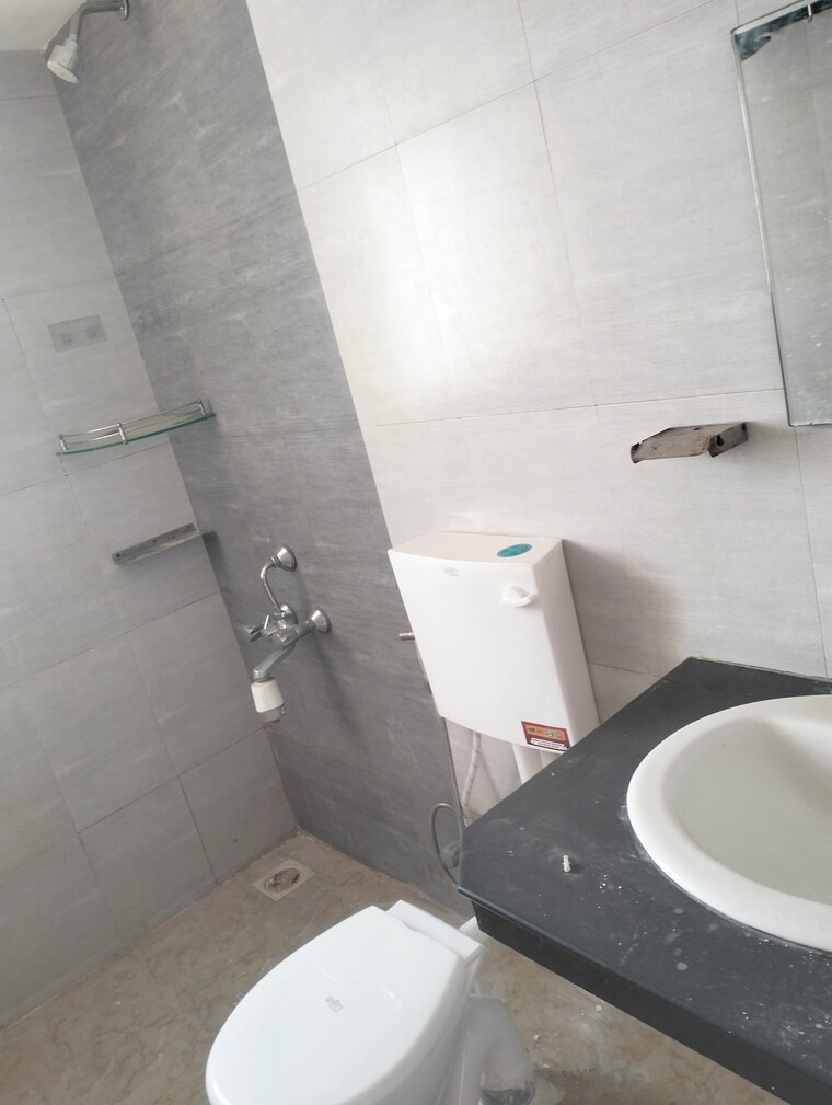 Bathroom, naren-hills 2 Bedroom 1150 Sq.Ft. Apartment In Wanwadi Pune 9651084