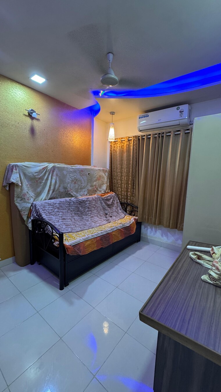 Bedroom, kshitij-chs 1 Bedroom 575 Sq.Ft. Apartment In Goregaon East Mumbai 9651034