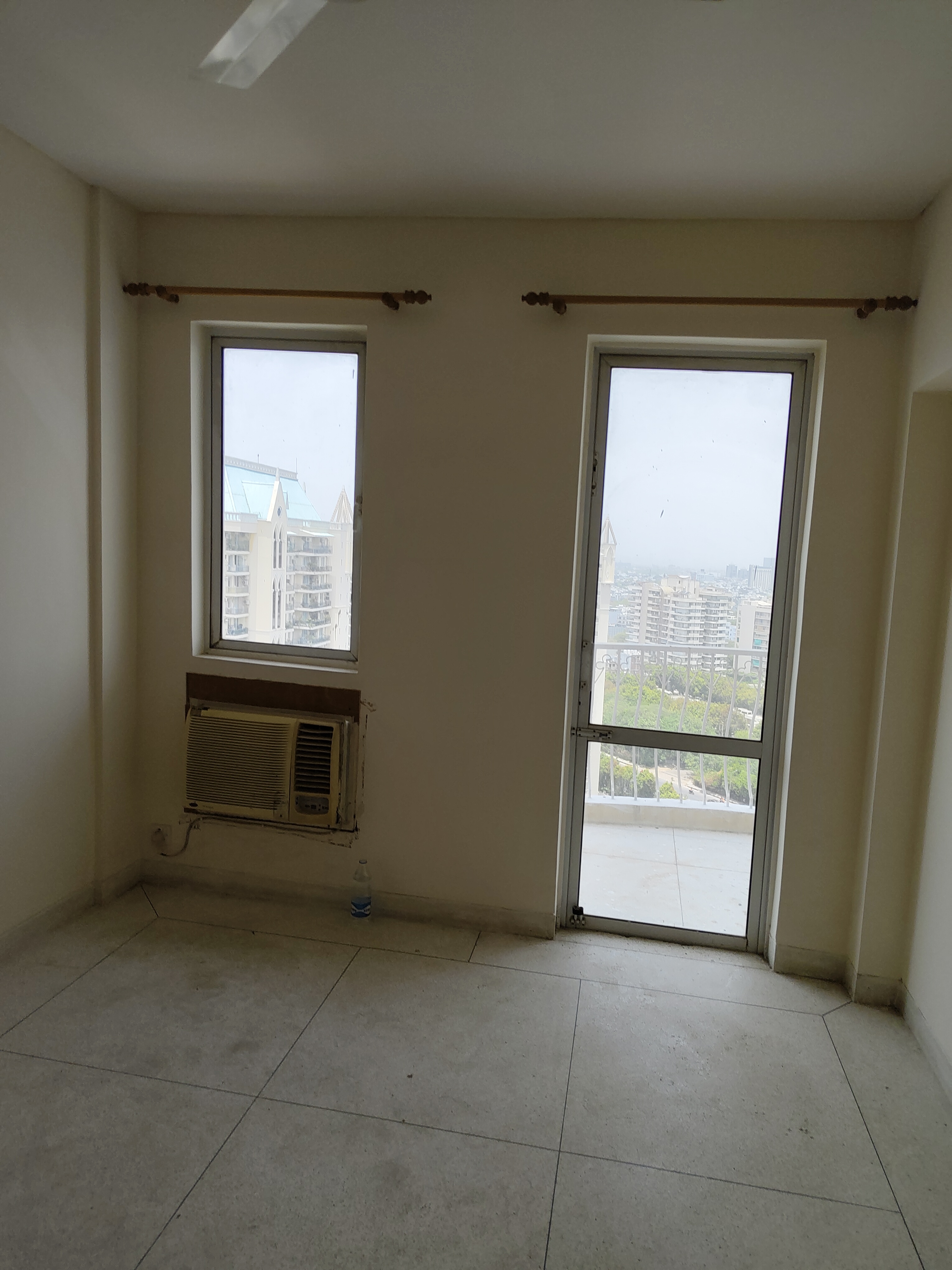 2 BHK Apartment For Sale in DLF The Princeton Estate