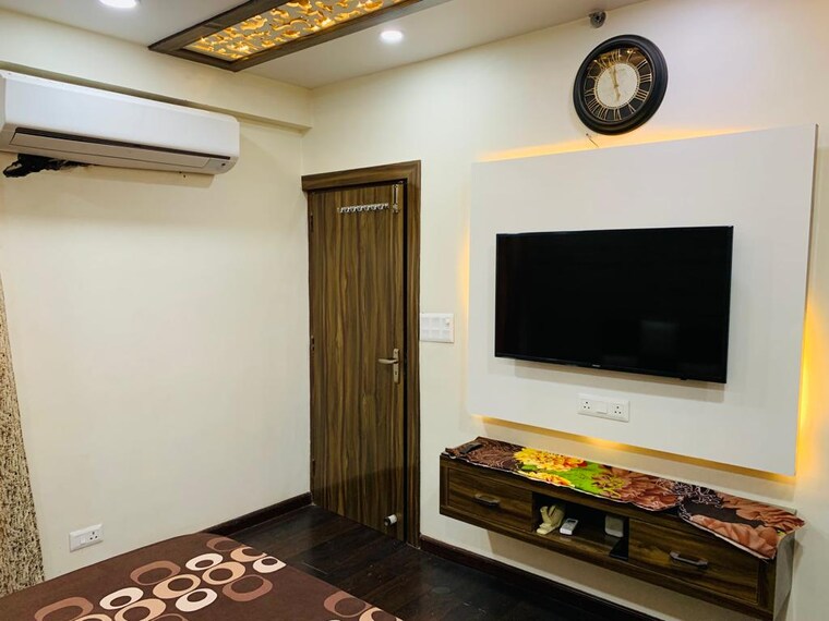 Room, gaur-city-2 2 Bedroom 1058 Sq.Ft. Apartment In Gaur City 2 Greater Noida 9651228