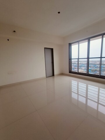 Room in 3 BHK Apartment at Santacruz West – for Rent