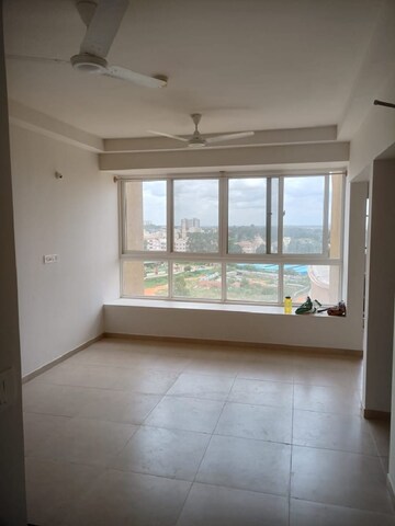 1 BHK Apartment For Rent in Bhartiya Nikoo Homes, Thanisandra Main Road