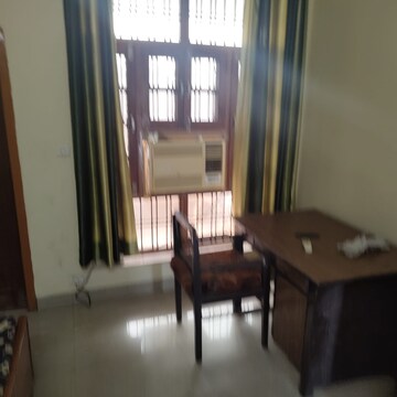 Living Room in  Pg at Gomti Nagar – for Rent