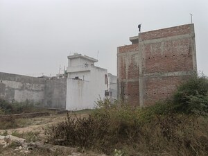  Plot – Exterior View View at Gomti Nagar - for Sale