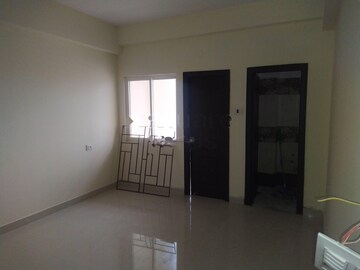 Room in 3 BHK Apartment at Manzil Classic, Puppalaguda – for Rent