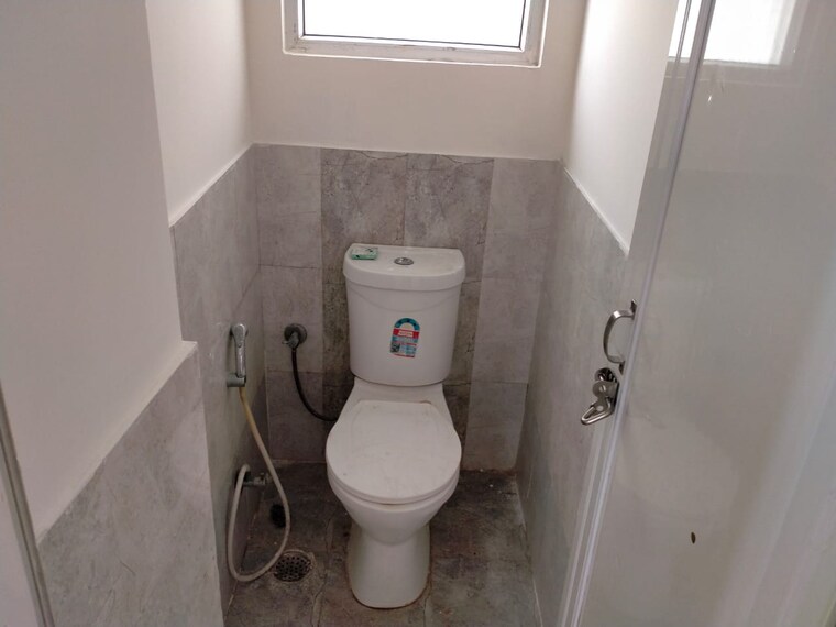 Bathroom, tulip-lemon 2 Bedroom 526 Sq.Ft. Apartment In Sector 69 Gurgaon 9651277