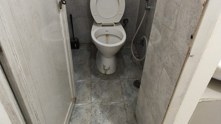 Bathroom, tulip-lemon 2 Bedroom 526 Sq.Ft. Apartment In Sector 69 Gurgaon 9651277