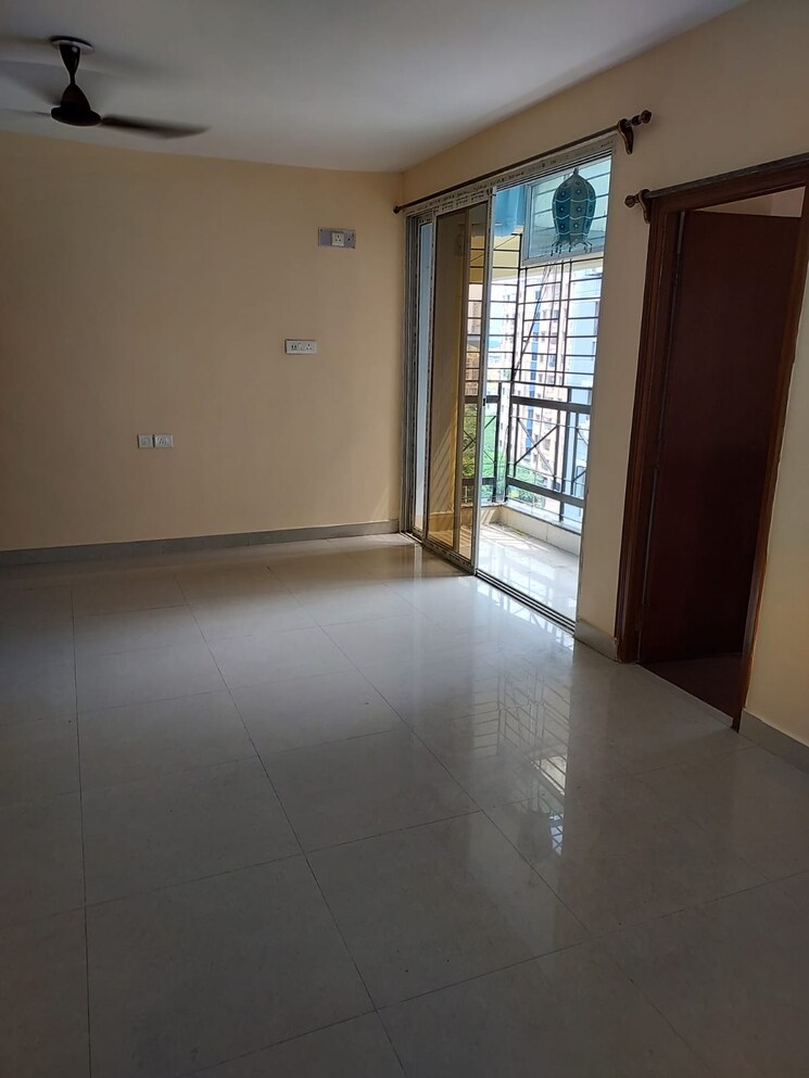 Room, new town 3 Bedroom 1366 Sq.Ft. Apartment In New Town Kolkata 9651307
