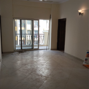 Room in 3.5 BHK Apartment at Sunshine Helios, Sector 78 – for Rent