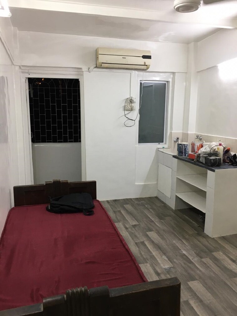Bedroom, bandra west 1 RK 200 Sq.Ft. Apartment In Bandra West Mumbai 9651340