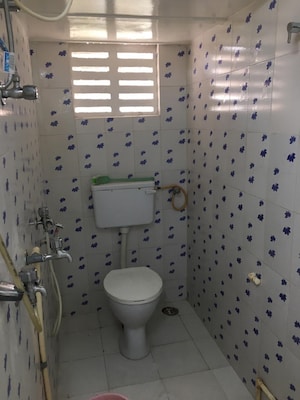 Bathroom in 1 RK Apartment at Bandra West – for Rent