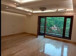 4 BHK + Extra Room Builder Floor For Sale in Chittaranjan Park
