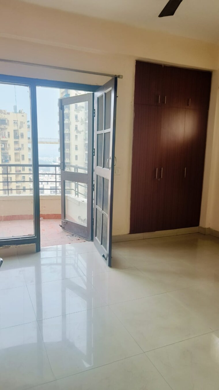 Room, rps-savana 3 Bedroom 1249 Sq.Ft. Apartment In Sector 88 Faridabad 9651389