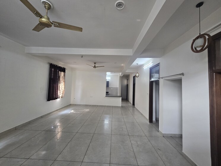 Living Room, sector 11 4 Bedroom 2500 Sq.Ft. Builder Floor In Sector 11 Faridabad 9651423