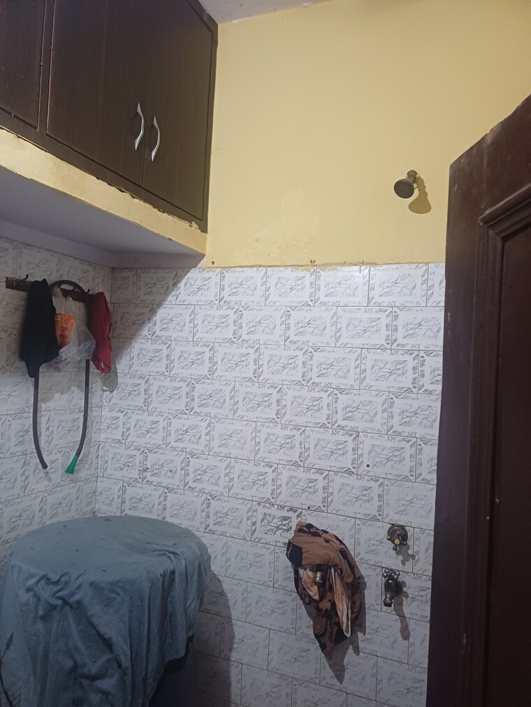 undefined, molarband extension 5 Bedroom 100 Sq.Yd. Independent House In Molarband Extension Delhi 9651415