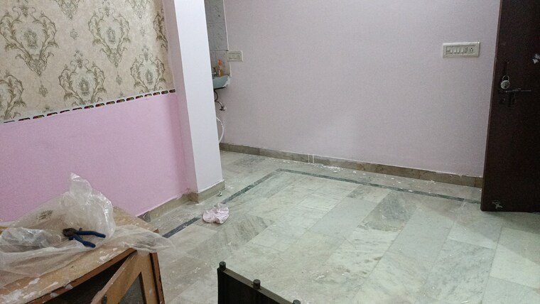 Living Room, vaishali sector 5 1 Bedroom 560 Sq.Ft. Builder Floor In Vaishali Sector 5 Ghaziabad 9651462