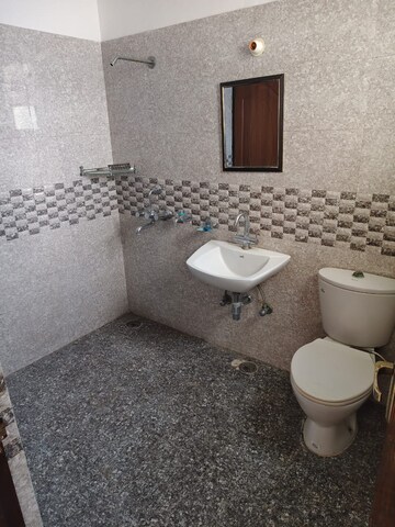 Bathroom in 3 BHK Apartment at Pir Machalla – for Rent