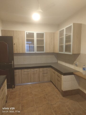 Kitchen in 4 BHK Apartment at Vipul Belmonte, Sector 53 – for Sale