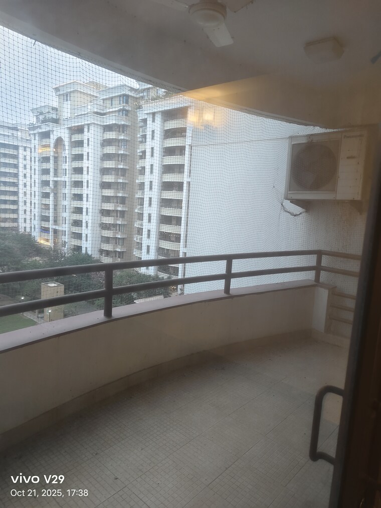 Kitchen, vipul-belmonte 4 Bedroom 3110 Sq.Ft. Apartment In Sector 53 Gurgaon 9651470