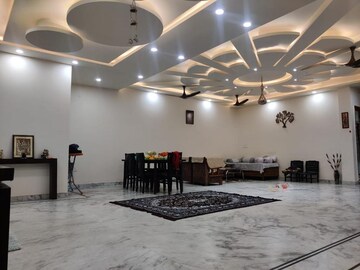 Gym in 4 BHK Independent House at BPTP Parklands, Sector 76 – for Sale