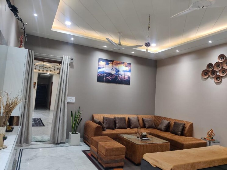 Living Room, bptp-parklands 4 Bedroom 500 Sq.Yd. Independent House In Sector 76 Faridabad 9651485
