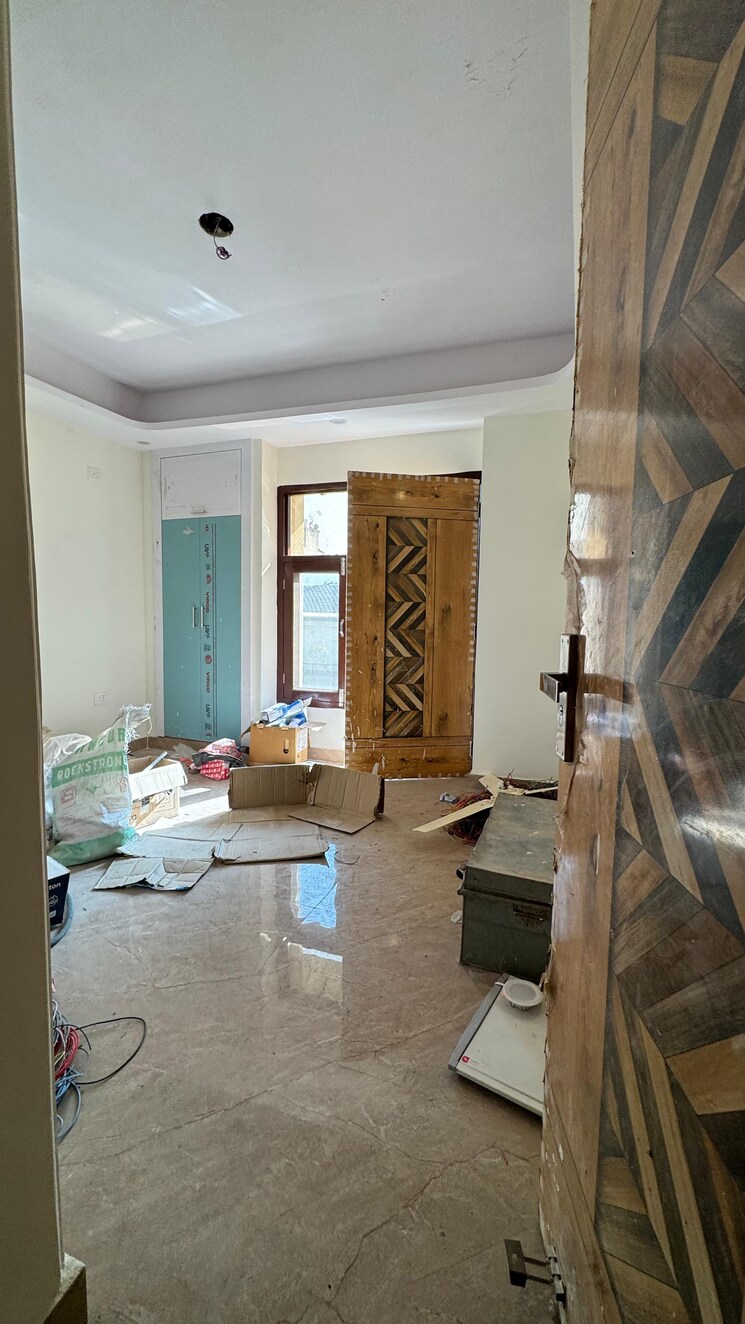 Living Room, chattarpur 3 Bedroom 1300 Sq.Ft. Builder Floor In Chattarpur Delhi 9651502