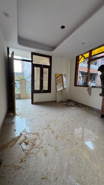 3 BHK Builder Floor For Rent in Chattarpur